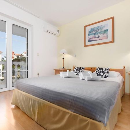 Villa Lucija Pjescana Uvala Exteriör bild
