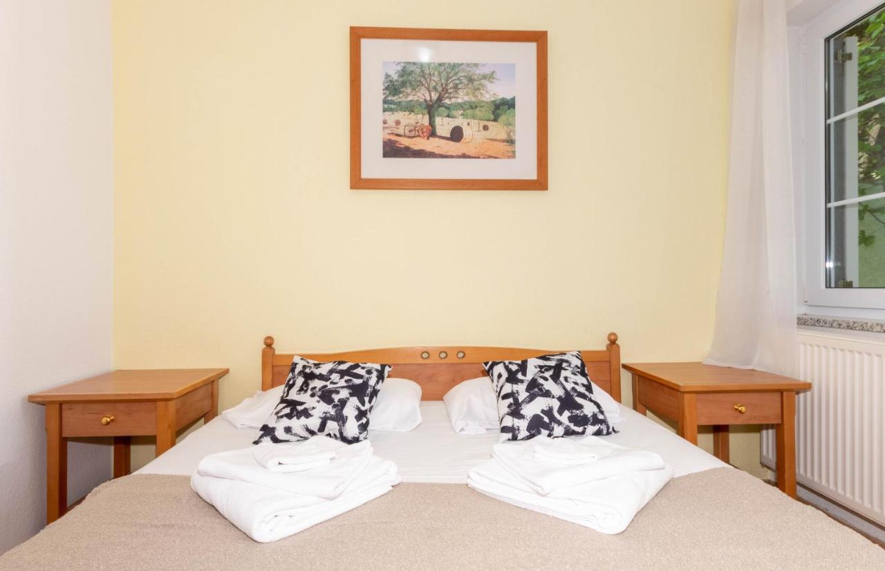 Villa Lucija Pjescana Uvala Exteriör bild