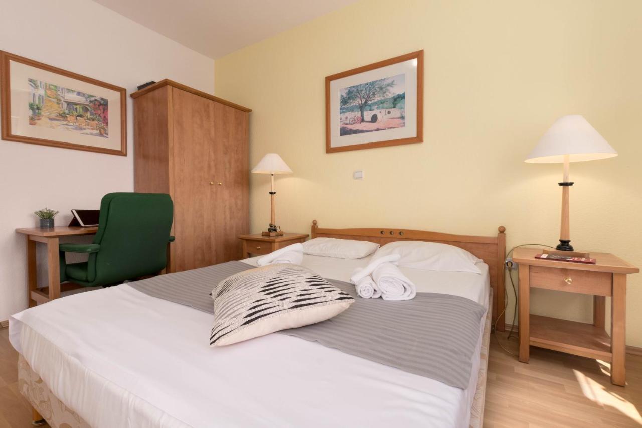 Villa Lucija Pjescana Uvala Exteriör bild