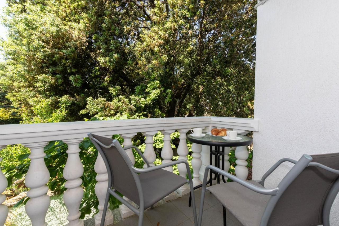 Villa Lucija Pjescana Uvala Exteriör bild